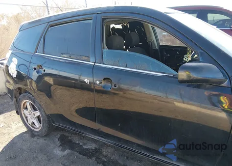 2005 Toyota Matrix z USA, uszkodzony, nr VIN 2T1KR32E75C348660